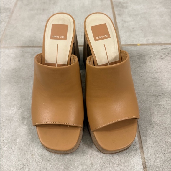 Dolce Vita Leather Platform Mule Heels – Tan (size 7.5) - Picture 2 of 10